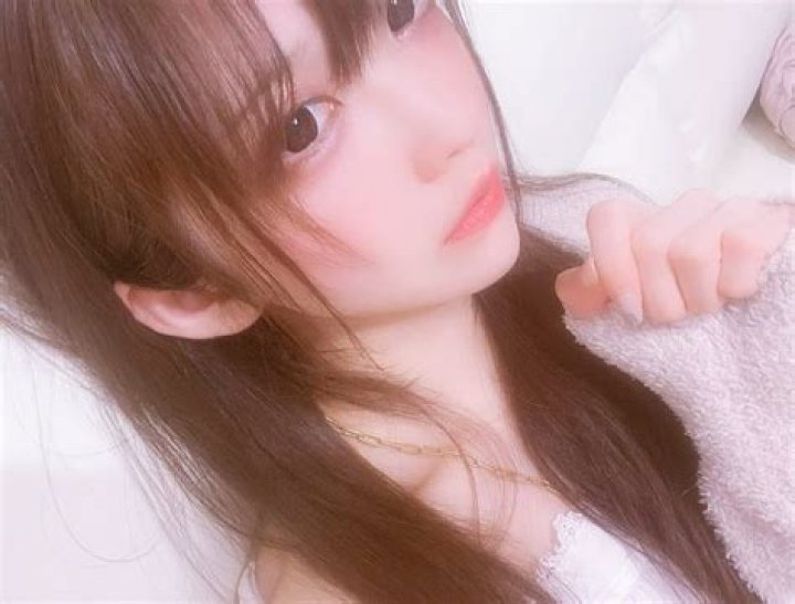 Who Is Mikeneko? VTuber Face Reveal & Age: How Old Is She?