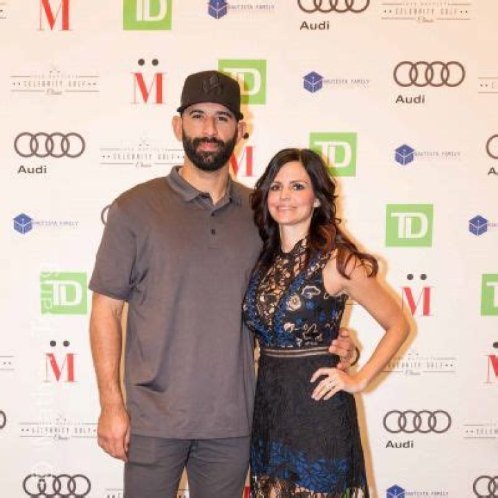 Who Is Neisha Croyle? Meet Jose Bautista Wife: Married Life & Kids