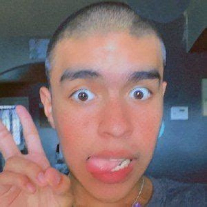 Xchechinx- Age, Height, Net Worth, Girlfriend, Career, Nationality