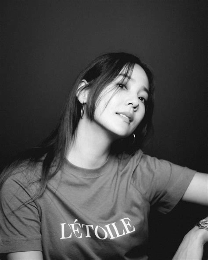 Yoo-Jin- Age, Net Worth, Height, Husband, Career, Ethnicity