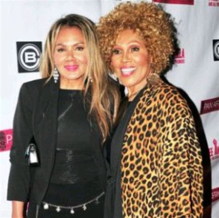 
Who is Yovanne Dubois? Wiki, Age, Parents, Net Worth, Height, Career	