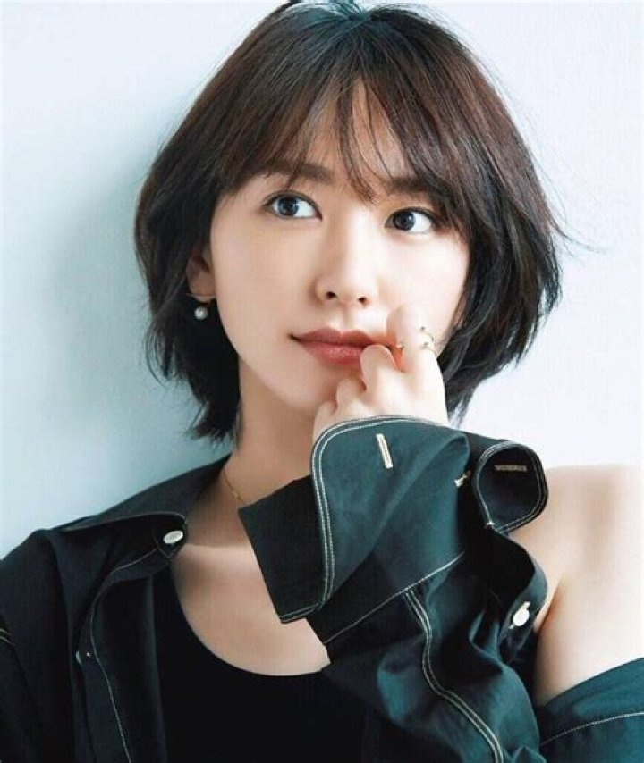 Yui Aragaki- Age, Boyfriend, Net Worth, Height, Ethnicity