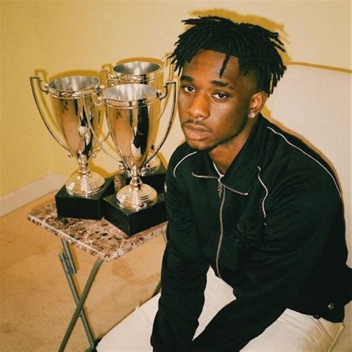 YungManny- Net Worth, Bio, Age, Girlfriend, Dating, Height