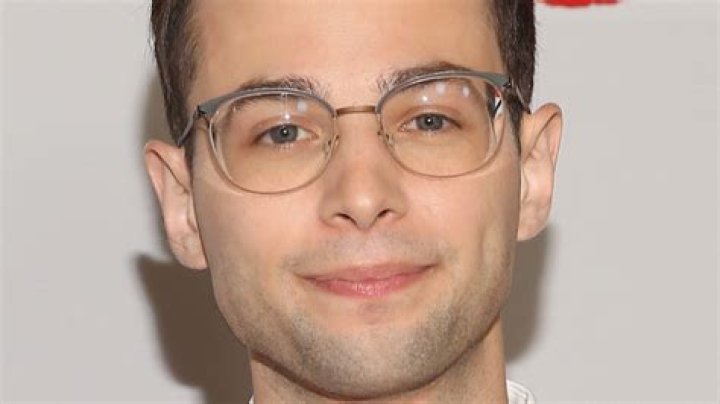 Zach Kornfeld- Biography, Age, Height, Net Worth, Girlfriend, Dating