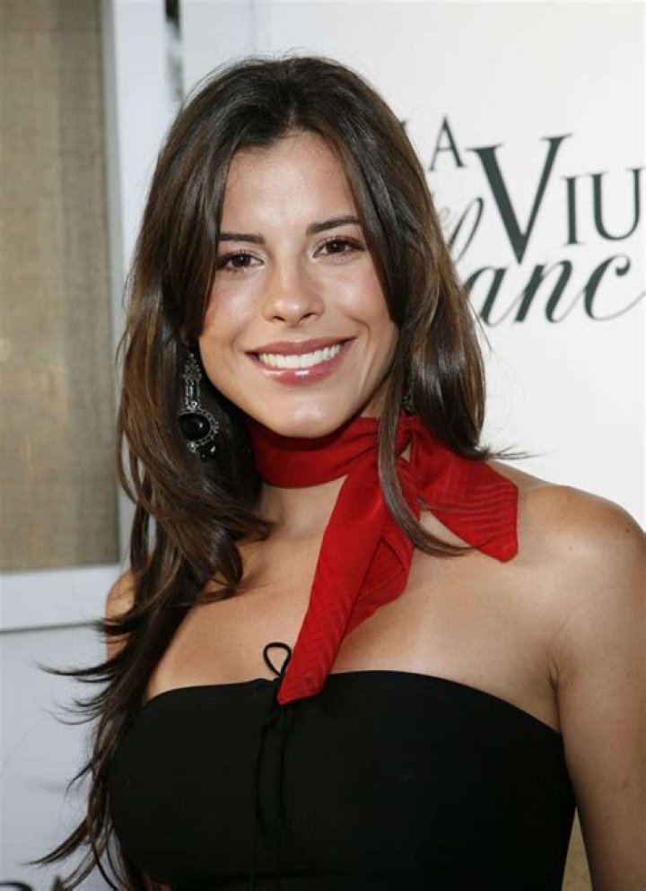 Zharick León- Wiki, Age, Height, Net Worth, Husband, Ethnicity