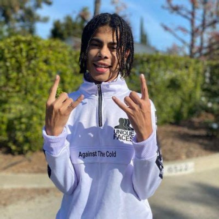 Zion Sapong- Net Worth, Bio, Age, Height, Girlfriend, Ethnicity, Career