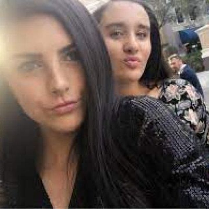 Zoewilhoit- Age, Boyfriend, Height, Net Worth, Career, Nationality