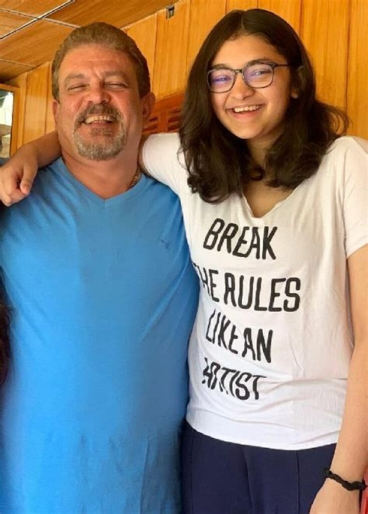 Zoish Irani- Wiki, Age, Height, Boyfriend, Net Worth, Ethnicity, Career